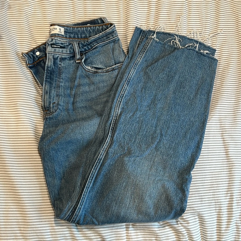 Abercrombie and Fitch 90’s High Rise